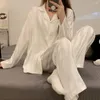 Vêtements de nuit pour femmes Femmes Dentelle Satin Pyjama Ensemble À Manches Longues Haut Rayé Soie Soyeuse Soie Pour Homewear Printemps