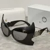 Lunettes de soleil de luxe pour femmes, lunettes de soleil à grande monture, œil de chat, technologie, design personnalisé, avec étui, conduite, voyage, victoire fonctionnelle