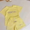 Pojkar designers kläder småbarnskläder sätter sommar baby kortärmad t-shirt shorts 2st.