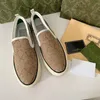 Chic tennis duk casual skor g-bokstäver slip på designers klänning skor kvinnor brev sneaker män kvinnor loafers broderade vintage gratis frakt