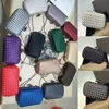 Дизайнерские клатчи Knot Minaudiere из натуральной кожи minaudiere Одно отделение Магнитная застежка в рамке Muse латунная отделка Luxurys Дизайнерская женская сумка