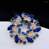 Brooches Crystal Rhinestone Flower Pins Women Clothes Scarf Buckle Garment Accessories Fashion Jewelry Gifts 2024