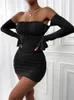 Casual Jurken Sexy Bodycon Vrouwen 2024 Zwart Bruin Rood Groen Wit Geplooide Mini Jurk Met Lange Mouwen Vestidos Elegante Club Party