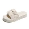 Slippers Anti-Skid Eva Women's Childrals هي أحذية ناعمة للأحذية الحذاء للأطفال للأحذية الرياضية الرياضية ذات التكلفة المنخفضة التكلفة