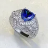 Cluster Rings 2024 S925 Silver Heart Simulated Sapphire Ring Fashion European and American Style