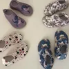 Primeiros caminhantes KS Bebê Menino Menina Praia Sapatos Crianças Imprimir Esportes Aquáticos Sapatilhas Natação Aqua Barefoot Kids Indoor Chinelos Ao Ar Livre