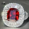 Bagues de cluster Yayi Bijoux Fashion Princess Cut Corindon rouge Zircon estampé Argent Couleur Engagement Mariage Amant Coeur Cadeau (sans colle)