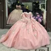 Vestidos de quinceañera rosa brillante para niña, vestido de baile de 15 años, apliques de hombros descubiertos, cuentas de encaje, vestido largo de fiesta de tul