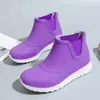 Enkel Regen Schoenen Vrouwen Waterdichte Water Schoenen Enkel Pvc Regenlaarzen Vrouwelijke Mode Effen Visserslaarzen Slip Op Winter Katoen 240125