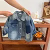 Jassen Kinderjas 2024 Herfst Jongens en Meisjes Contrast Denim Shirt Baby Modieuze Zak Kinderjas