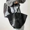 Bolsa tote luxuosa de couro genuíno para mulheres: espaçosa bolsa casual de couro bovino para axilas, bolsa grande de ombro para viagem – moda europeia, versátil