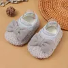 Primeiros caminhantes sapatos internos pelúcia quente para meninas e meninos macio confortável infantil criança bowknot aquecimento