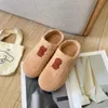 Luxury Designer Shoe Femme Teddy Fuzzy Tazz Slippers Flop Flip Man Bloom Sandales Rubber Slide Bear Fluffy Mandis Sandale Furry Sandale Hiver Blaigne