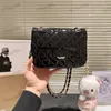 Stylish Women Shoulder Bag 20cm Patent Leather Diamond Check Gold Hardware Metal Buckle Luxury Handbag Matelasse Chain Crossbody Bag Makeup Bag Card Bag Dress Bags