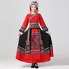 Abbigliamento etnico Yao Costume di scena per adulti Abito da uomo Minoranza Abito tradizionale ricamato Abbigliamento da prestazione Donna