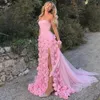 Hübsche errötende 3D-Rosa-Blumen-Abendkleider für Frauen, trägerlos, sexy, hoch gespalten, Vestidos, Partykleider für den zweiten Empfang, Meerjungfrau-Tüllrock, formelles Abschlussballkleid