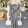 Vestidos casuales Mujeres Chic Manga larga Sexy Slim Vestido ajustado Vintage Moda Punto V Cuello Vestido Elegante Otoño Invierno Suéter básico Robe