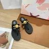 Versa Flip flops Summer pool Metal logo Designer sandal Men Casual shoes luxury Slide loafer Mule flat brand Women top quality wholesale Slipper Leather lady Sliders