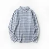 メンズカジュアルシャツ日本のヴィンテージ格子縞のシャツ長袖の若者新鮮な文学インチピュアコットン