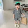 Ensembles de vêtements enfants garçons printemps été costume 2024 chemise à carreaux à manches courtes et short beau cool décontracté deux pièces