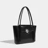 Вечерние сумки Нишевый дизайн Сумка из вощеной кожи подмышками Высококачественная модная и простая сумка Большая вместительная универсальная сумка на плечо