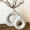 Nordic Vaas Ronde Holle Keramische Donuts Bloempot Thuis Woonkamer Decoratie Accessoires Interieur Kantoor Desktop Decor Gift 240127