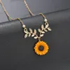Koreansk personlighet halsband pärla sol blommor feminin mode solros pendel220j