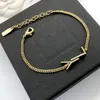 Elegante armbandontwerper voor damesketting Bruiloft armbanden Gouden Slivery Bangle Vergulde luxe sieraden Polsbandjes Kettingen Dames Feest