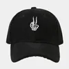 Bollmössor 2024 Höst- och vinter Corduroy Skull Warm Casquette Baseball Cap justerbara utomhus snapback -hattar för män kvinnor 253