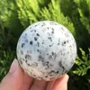 Dekorativa figurer 1 PCS Natural Kiwi Jasper Ball Healing CryTsal Stone Sphere for Home Decoration