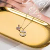 Anhänger Halsketten 2022 Modeschmuck Einfache Titanstahl Biene Halskette Weiblicher Kristall von Swarovskis Fein für Frauen als süß G305y