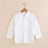 Effen witte baby jongens shirts kinderkleding klassieke top kinder tee katoen meisje trui effen student uniform 240123