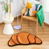 Lakea croissant forma tapetes para sala de banho macio pão tapete casa quente decoração acessórios anti-deslizamento piso tapete de segurança 240127