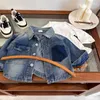 Jassen Kinderjas 2024 Herfst Jongens en Meisjes Contrast Denim Shirt Baby Modieuze Zak Kinderjas