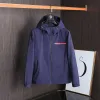 Mans Designers Jaquetas Masculinas Hoodies 2024 Manga Longa Zíper para Conforto Casaco Com Capuz Ao Ar Livre Vento e Resistência à Água Moda Parkas Jaqueta Homens