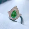 Anelli a grappolo 2024 S925 Argento ad alto tenore di carbonio Diamante 6 9 Anello verde a forma di pera per la moda femminile Versatile