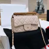 Femmes Luxury Brand Channell Sac Handle en bois Portage de poteau sac à main Small Sac Chain Crossbody Sac Party préféré 20 cm