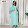 Etniska kläder muslimska broderad klänning med hijab set lyxrosa Abaya 2024 Middle East Fashion Summer Chiffon Dubai Long Robe Plus Size