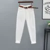 Jeans Harlan da donna a vita alta bianco sporco in autunno e inverno 2023, pantaloni bianchi piccoli casual morbidi e ispessiti