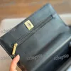 Letters hanteren woc vrouwen crossbody lederen matelasse gouden hardware luxe handtas ontwerper portemonnee retro onderarm tas schoudertas munt purpen avondkoppeling 19c