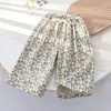 Pantaloni 2024 primavera coreana per bambini neonate pantaloni in cotone floreale elastico in vita tasca Cusual abiti per bambina