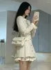 Sıradan Elbiseler Bej Sonbahar Fransa Zarif Elbise Kadın Düğmesi Tasarımcısı Patchwork Kore tarzı Vintage