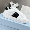 Designer Sneaker Fashion Lady Platform Triangle Shoes Brand Letters Men White Sneakers taglia 35-46