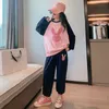 Bebê menina moda esportes terno yong menina mulheres primavera e outono roupas meninas casual wear bebê 2 pçs casaco e calças conjunto ao ar livre 240131