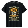 T-shirty męskie 50 lat prezenty Vintage 1974 50. prezent urodzinowy niesamowita koszulka urodzona w 1974 r. Topy mamo tatusia prezentuje prezenty mąż żony