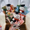 Dekorativa blommor Mini Graduation Flower Bouquet Artificial Crochet Bear Wedding Party Decor Mors dag Alla hjärtans gåva