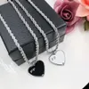 Fashion Heart-Shaped Necklace Designer Couples Pendant Necklaces Personality Letters Design 2 Colors254w