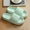 Slippers Comemore 2024 Sandalen Strand Slides Badkamer Slippers Dikke zolen Platform EVA Huis Heren Damesschoenen Vrouw Zomer