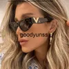 Louisely Viutonly Lvity Desinger Lunettes de soleil œil de chat Femmes Hommes Marque de luxe Lettre V Lunettes de soleil Zebra-Stripe Dames Lunettes spéciales UV400 Filles Léopard 12 couleurs