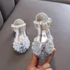 Sandali con fiocco in pizzo per bambini Sandali con strass colorati per ragazze carine Sandali per feste da principessa per bambini Scarpe basse con suola morbida per bambini 240131